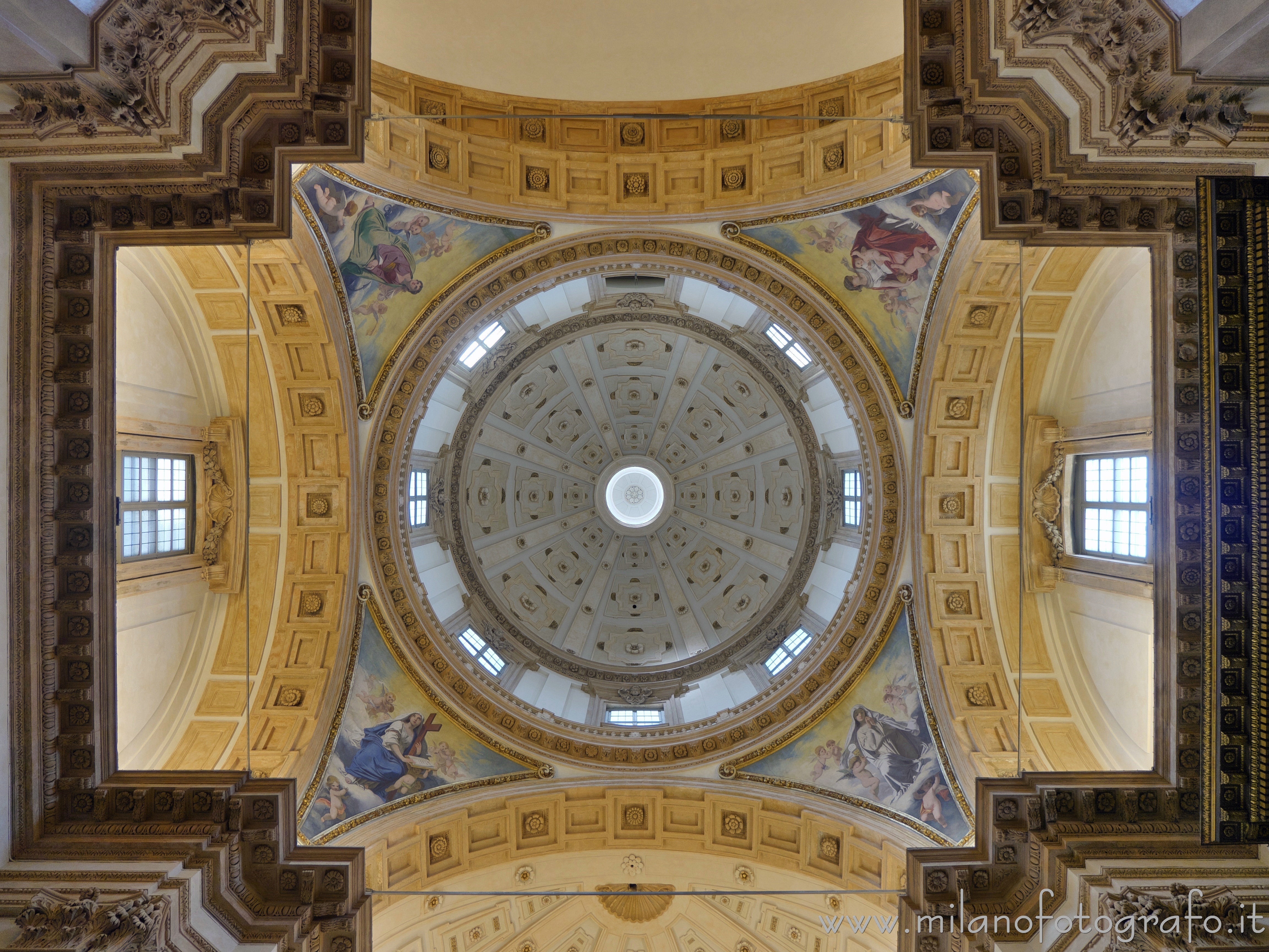 Milano - Interno della cupola della Chiesa di San Fedele - Foto a piena risoluzione